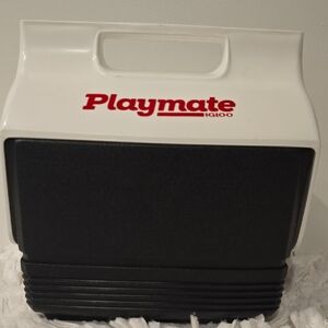 Igloo Playmate Mini Personal Lunch Cooler - Black and White